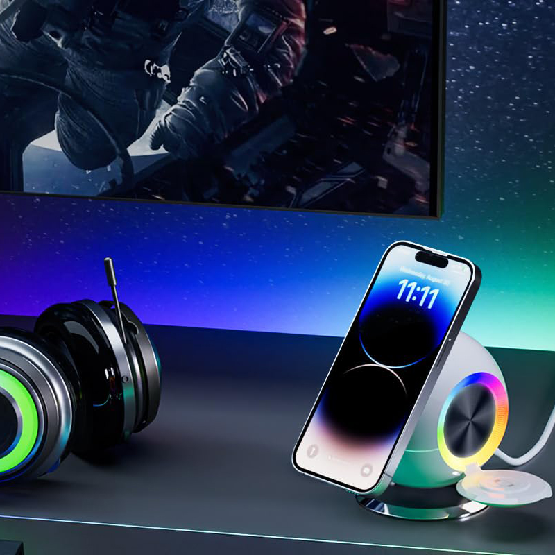 W368 Colorful Space Capsule 3-IN-1 Foldable Wireless Charger — product detail view